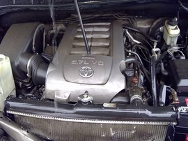 2008 TOYOTA TUNDRA, GOLD, LIMITED MODEL, CREW CAB, 5.7L, AT, 2WD.   Z25219